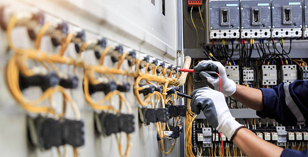 Professional Electrician technician working in Cleora, OK